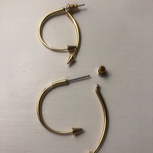 Two piece hoop